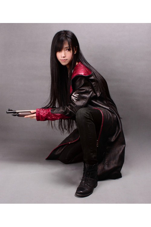 Female dante cosplay  Cosplay woman, Dante cosplay, Amazing cosplay