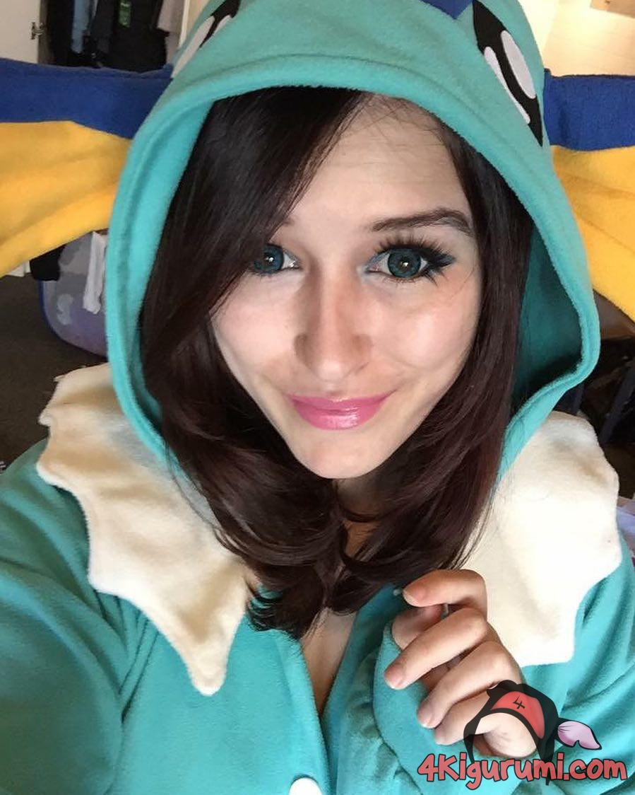 Vaporeon Kigurumi Reviewed by Nicole Walsh